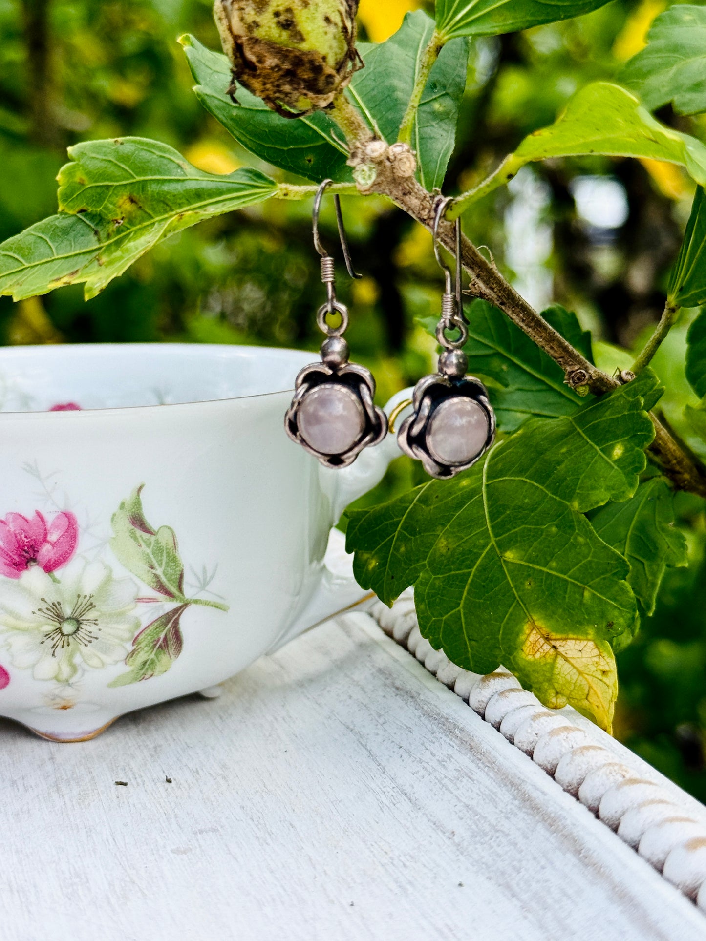 Sterling Silver Rose Quartz Floral Earrings – Vintage Romantic Jewelry