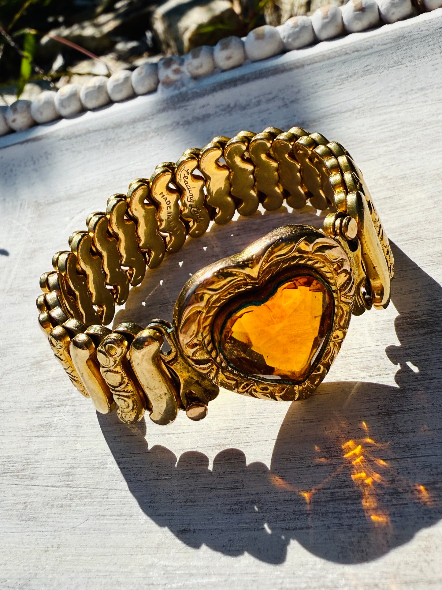 Vintage Victorian-1950s Gold Sweetheart Bracelet – Heart Shaped Amber Glass Expansion Bangle