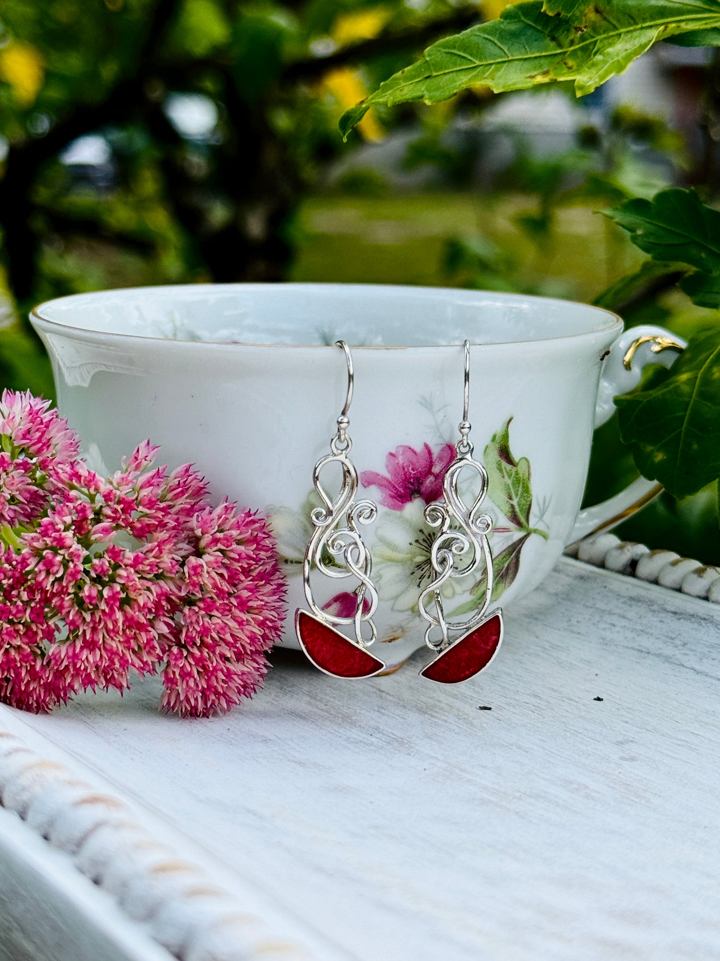 Sterling Silver Coral Inlay Earrings – Ocean-Inspired Jellyfish Design