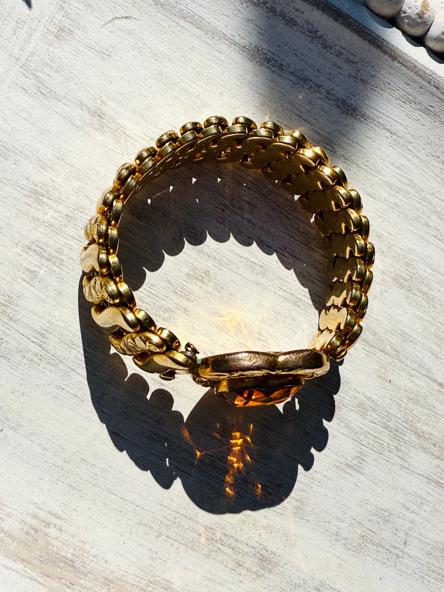 Vintage Victorian-1950s Gold Sweetheart Bracelet – Heart Shaped Amber Glass Expansion Bangle